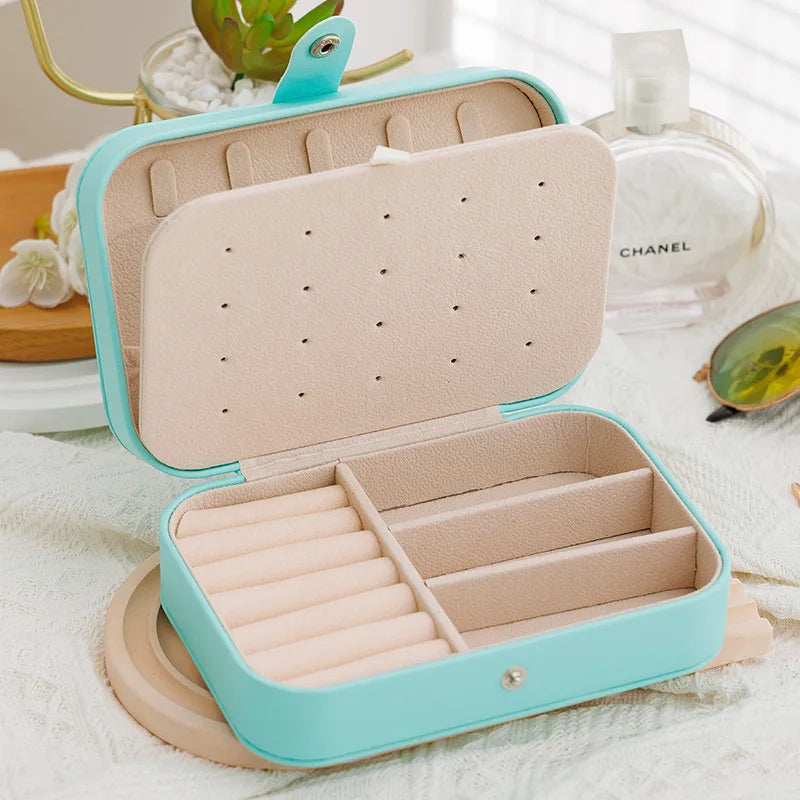 Portable Leather Jewellery Box – Organiser for Earrings, Bracelets, Necklaces & Rings